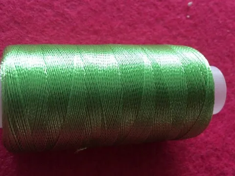 бісерна нитка