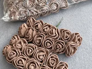 Розы из фоамирана ø2-2,5см
