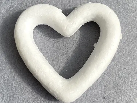 Заготовка из пенопласта-сердце