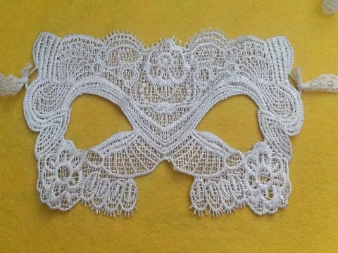 маска мереживна