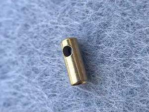 Затискач 7x2мм