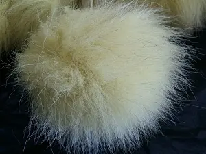 Хутряний помпон-9~10см