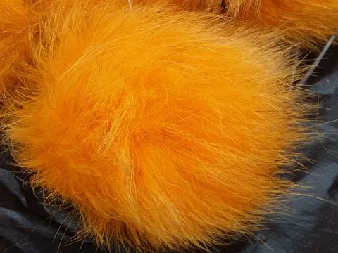 Хутряний помпон-9~10см
