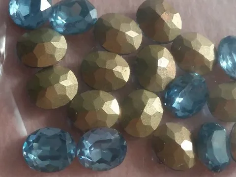 Стразы конусные