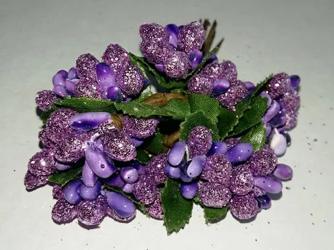 Тичинки на гілочках