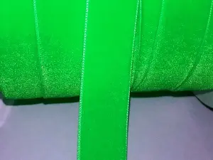 Велюрова стрічка