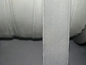 Велюрова стрічка