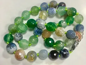 Агат гранований