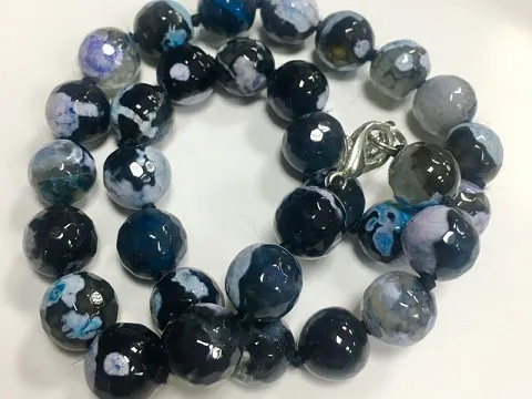 Агат гранований