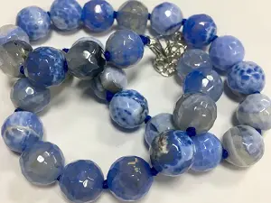 Агат гранований