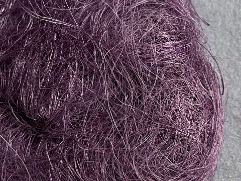 Сизаль фиолетовая