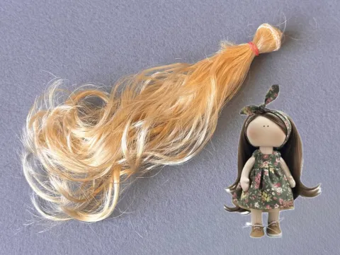 Волосся (Треси) для ляльок - Кучеряві -довжина - 20 см  (№2)