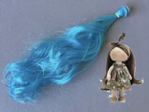 Волосся (Треси) для ляльок - Кучеряві -довжина - 30 см  (№9)