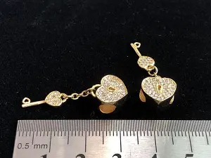 Намистина серце ключ