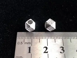 Намистина ромб