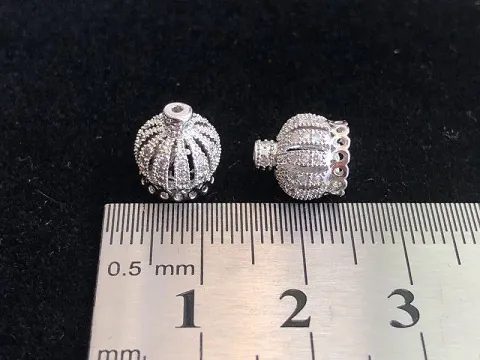 Колпачки-короны