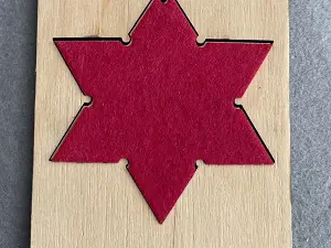 Підвіска з фанери