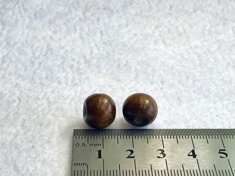 Бусы деревянные