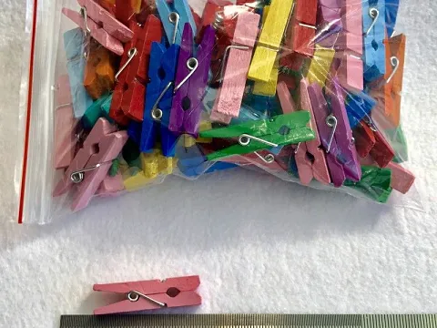 Прищіпки дерев'яні