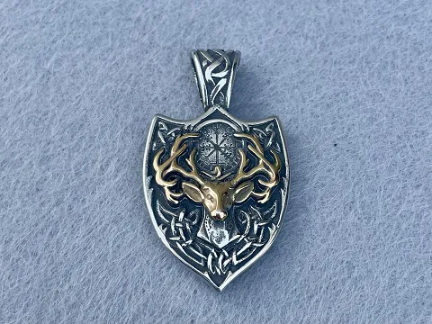 Кулон "Олень"