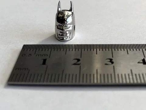 Бусина бетмен