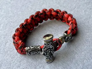 Браслет из паракорда 