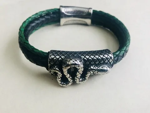 Браслет из кожи