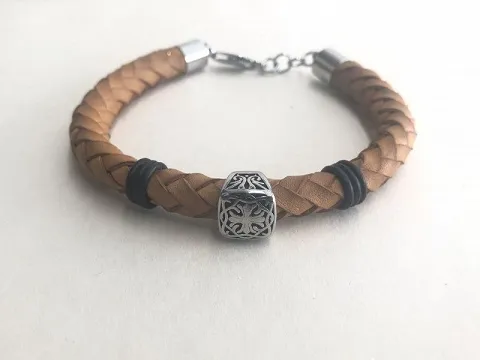 Браслет из кожи