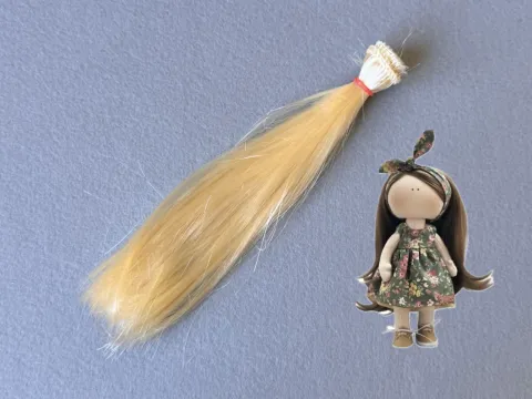 Волосся (Треси) для ляльок - Прямі -довжина - 20 см  (№2)