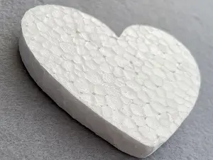 Заготівля з пінопласту-серце 9см