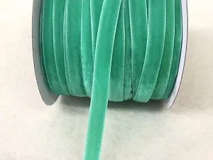 Велюрова стрічка