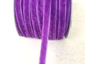 Велюрова стрічка