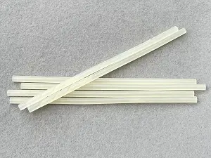 Клей силіконовий 0.7мм - 1кг- 21см