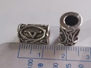 Бусина руна укр