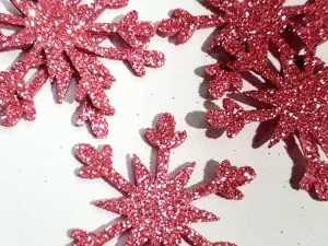 Вирубка-сніжинка