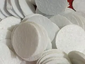 Кружечки з фетру