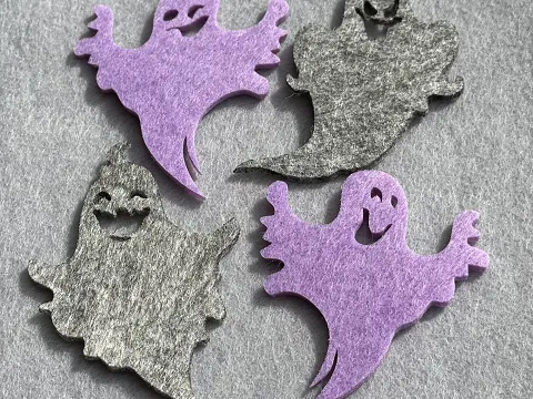 Аплікація з фетру <Привид>