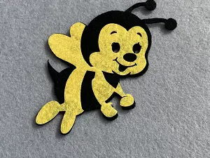 Аплікація з фетру <Бджола>