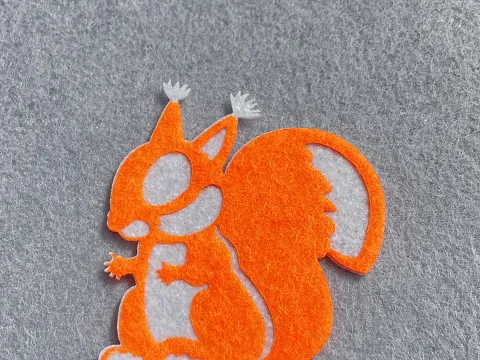 Аплікація з фетру <Білка>