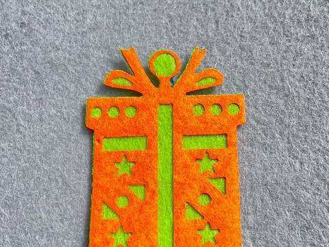 Аплікація з фетру <Подарунок>