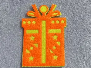 Аплікація з фетру <Подарунок>