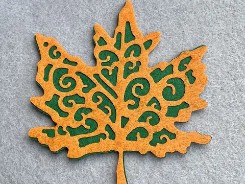 Аплікація з фетру <Лист>