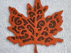 Аплікація з фетру <Лист>