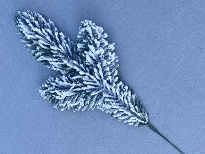 Штучна гілка ялини-10шт