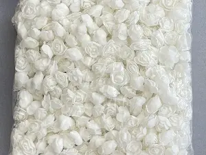 Троянди з фоамірана: 3,5-4см