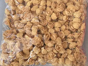 Розы из фоамирана: 3,5-4см