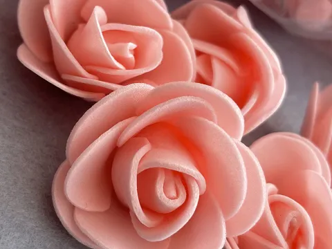 Розы из фоамирана: 3,5-4см