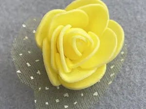 Троянди з фоамірана: 3,5-4см