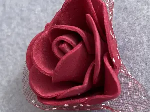 Розы из фоамирана: 3,5-4см