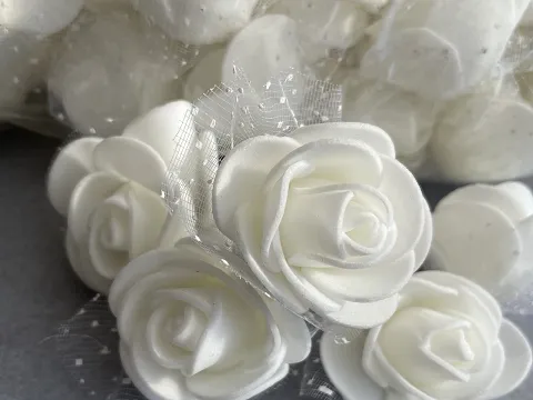 Троянди з фоамірана: 3,5-4см